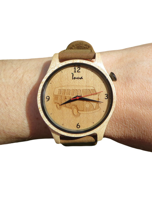 Montre en bois westfalia. Vendue chez Tah-dah !